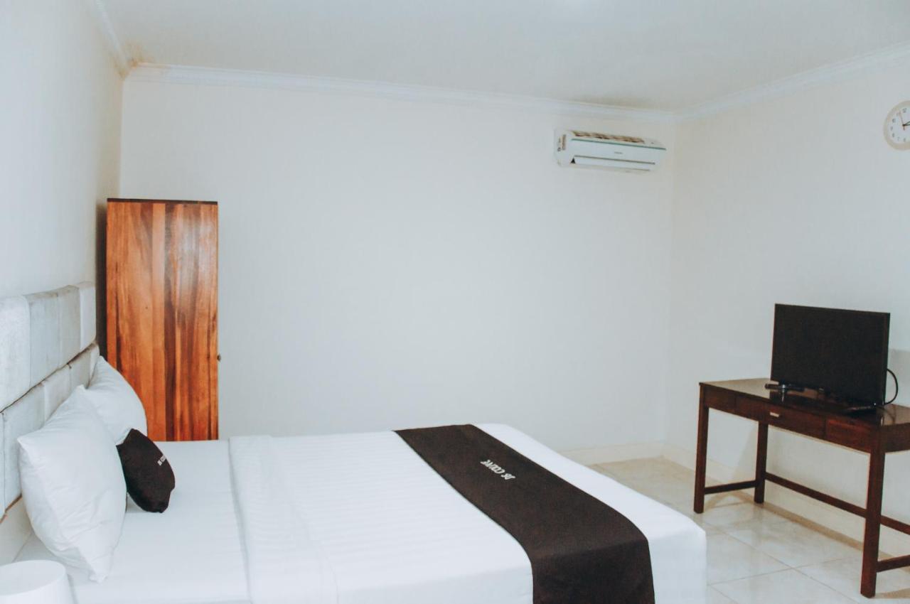 Ds Colive Marina Airport Hotel Semarang Ngoại thất bức ảnh